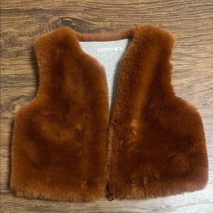 Monoprix Teens size 10 girls Brown Faux Fur Vest, great condition, front zipper,
